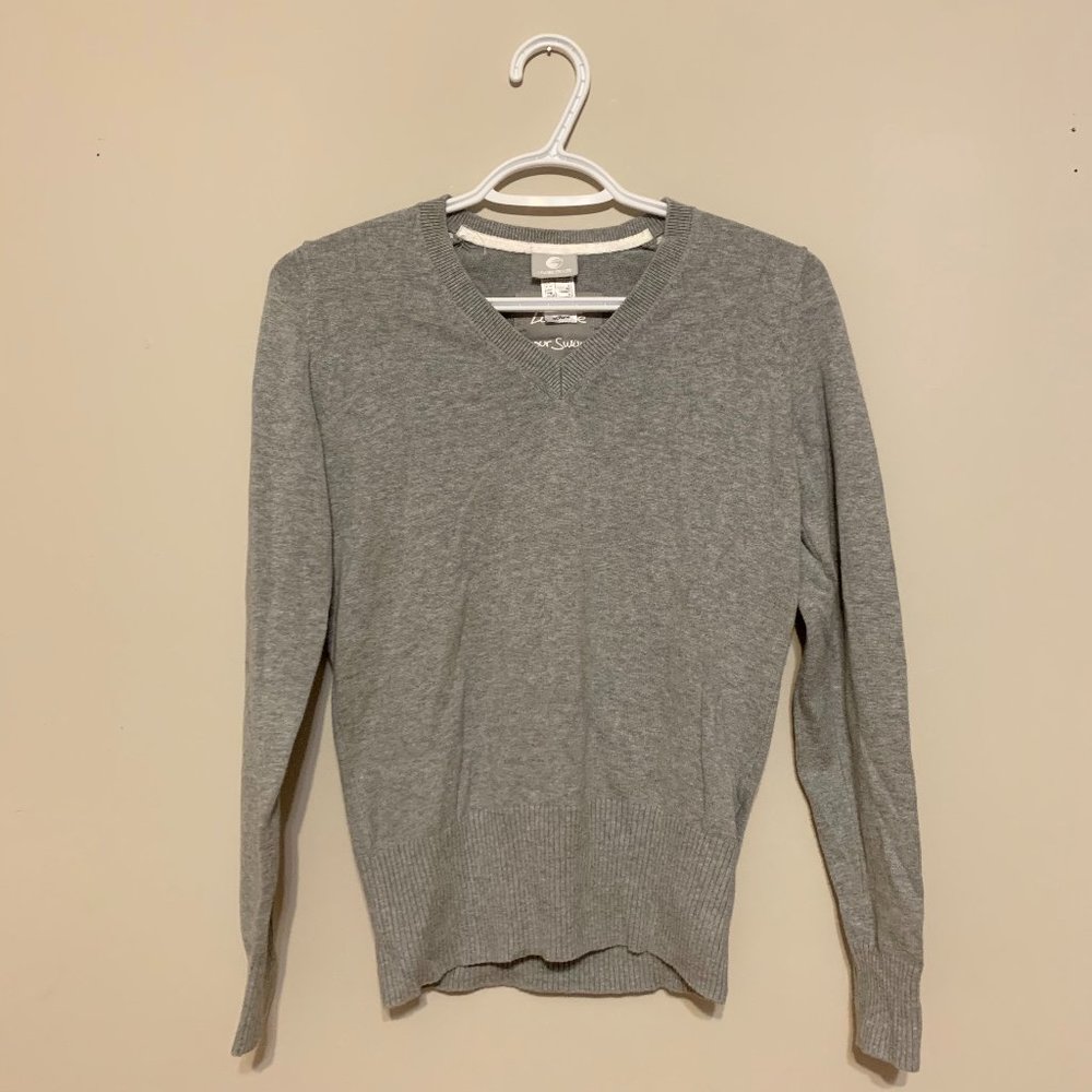 Knit V-neck top